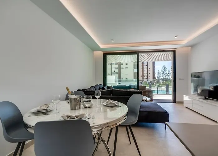 Ultimate - Jade Tower - Perfect Location * Fuengirola