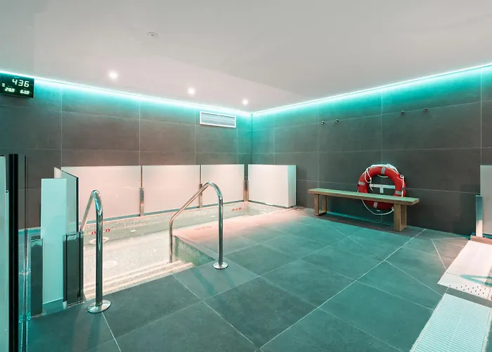 Ultimate - Jade Tower - Perfect Location Διαμέρισμα *