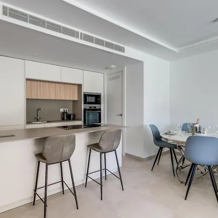 Jade Tower 2br Perfect Location * Fuengirola