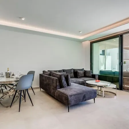 Ultimate - Jade Tower - Perfect Location * Fuengirola